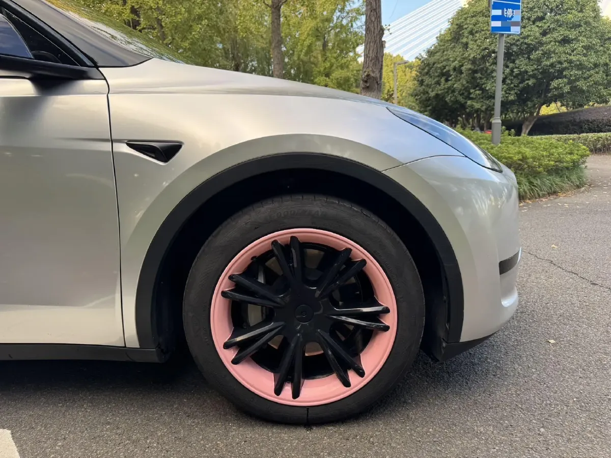 2024 Tesla Model Y BEV 60KWH,autocango,china used car exporter,china ev exporter,chinese used car exporter,chinese used ev exporter