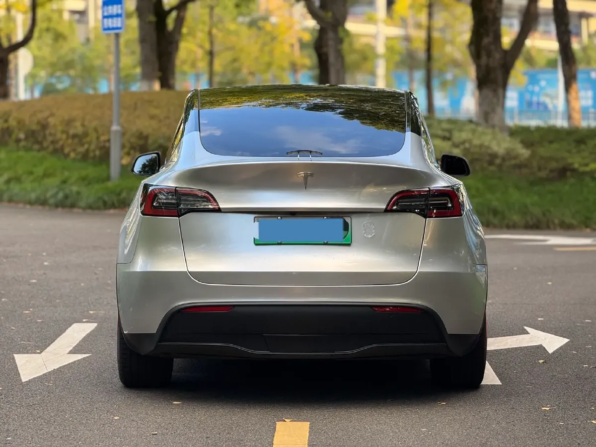 2024 Tesla Model Y BEV 60KWH,autocango,china used car exporter,china ev exporter,chinese used car exporter,chinese used ev exporter