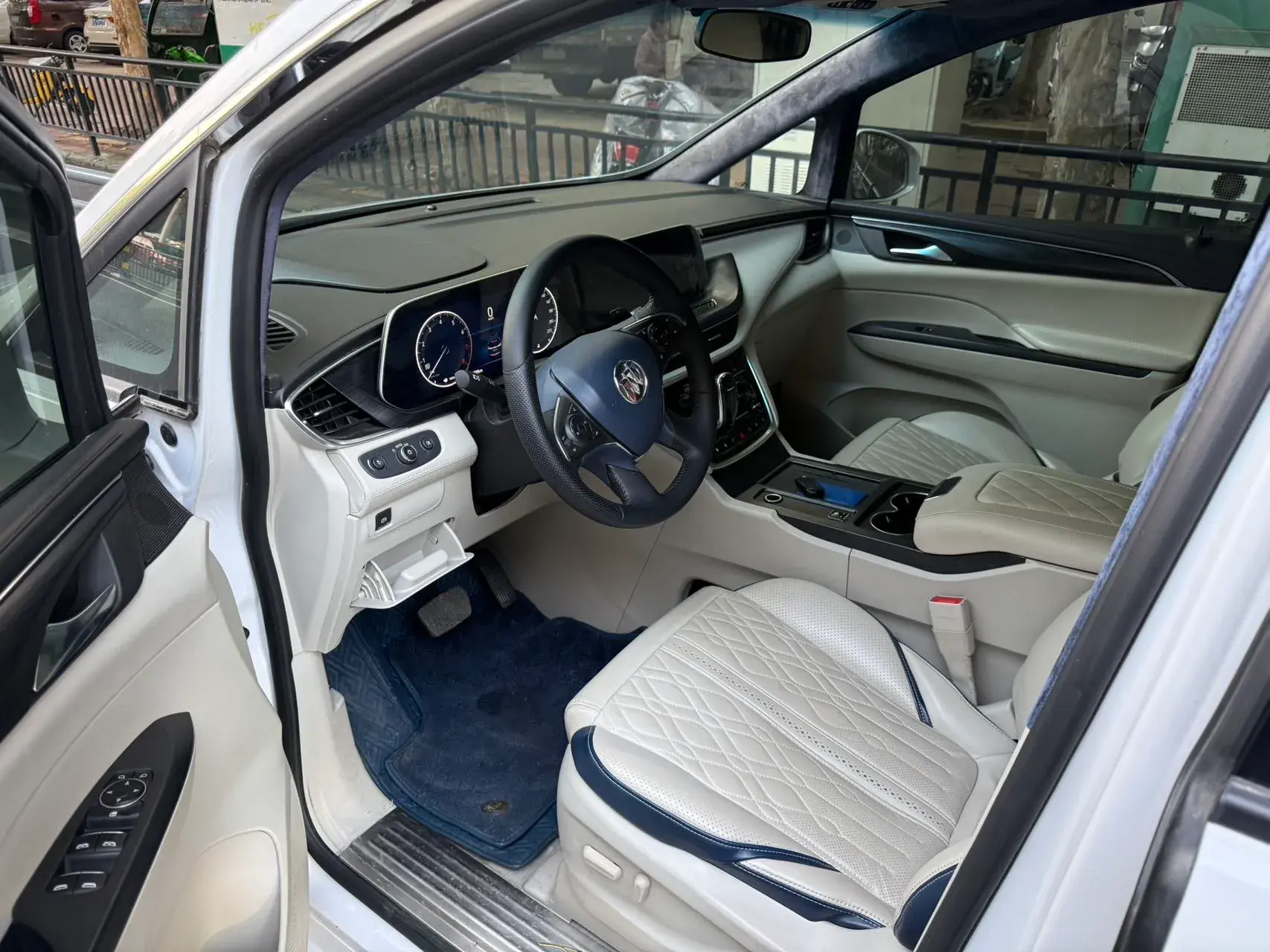 2020 BUICK GL8 thumbnail 2