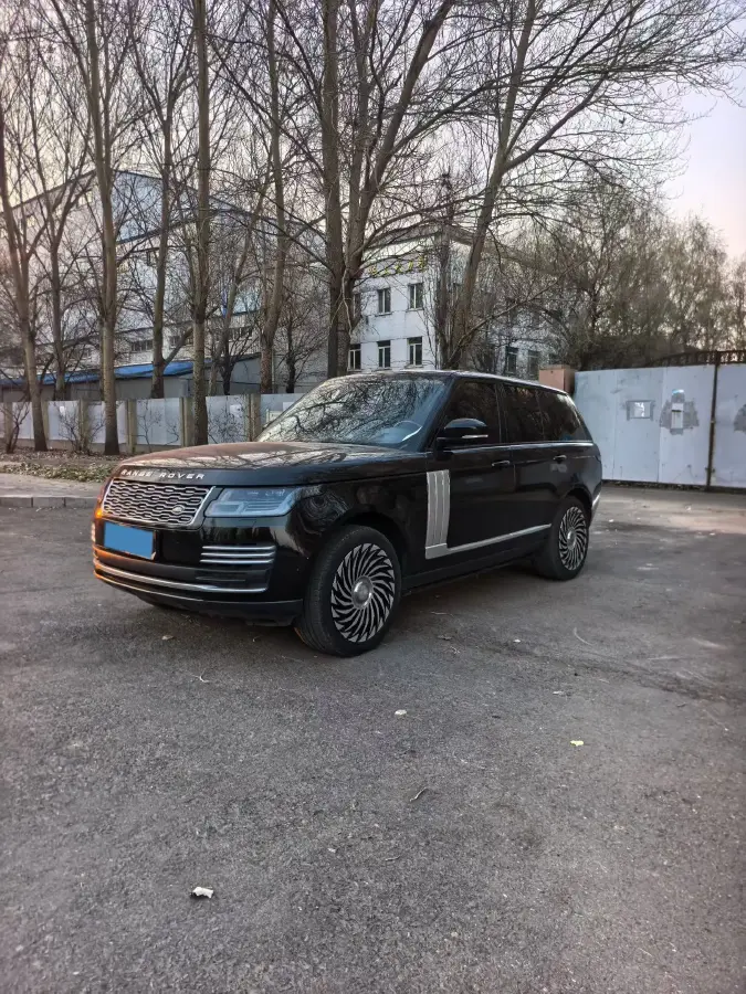 2020 Land Rover Range Rover 3.0T 360HP L6 8AT