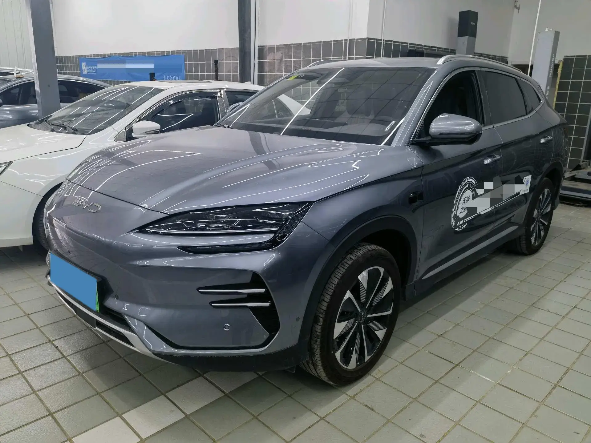 2025 BYD SONG view 1