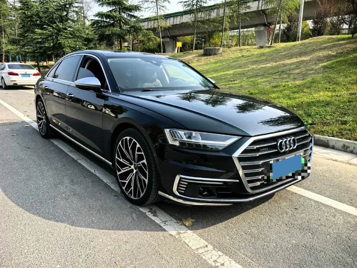 2021 Audi A8 3.0T 340HP V6 8AT PHEV 14.1KWH,autocango,china used car exporter,china ev exporter,chinese used car exporter,chinese used ev exporter