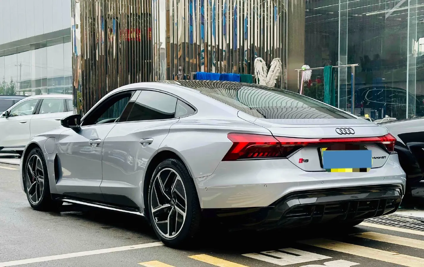 2023 Audi RS e-tron GT 2AT BEV 93.4KWH,autocango,china used car exporter,china ev exporter,chinese used car exporter,chinese used ev exporter