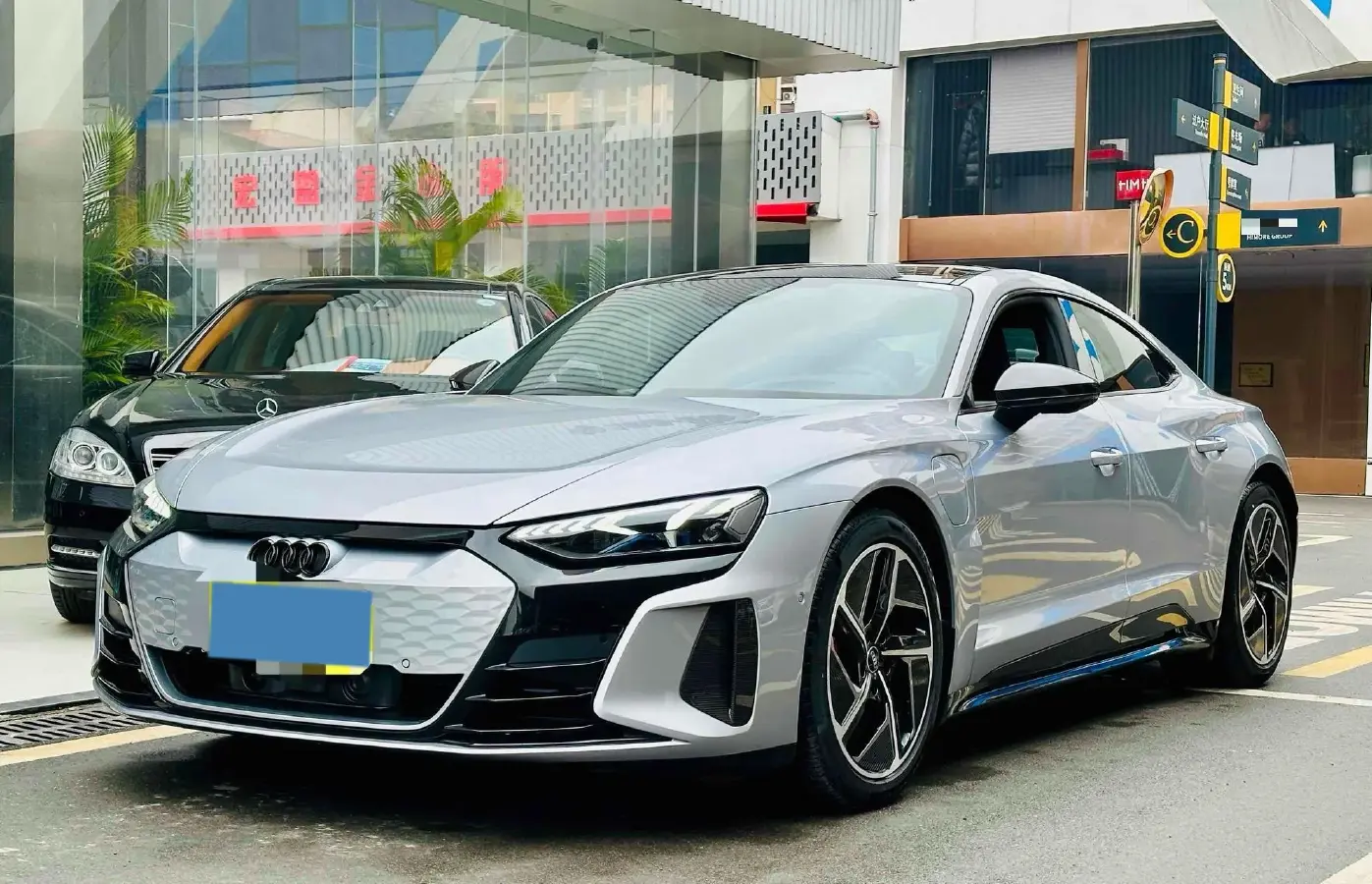 2023 Audi RS e-tron GT 2AT BEV 93.4KWH