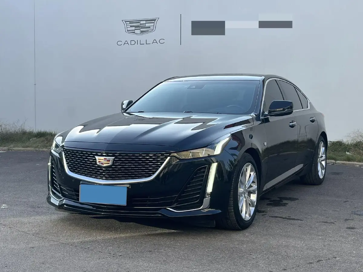 2022 Cadillac CT5 2.0T 237HP L4 10AT