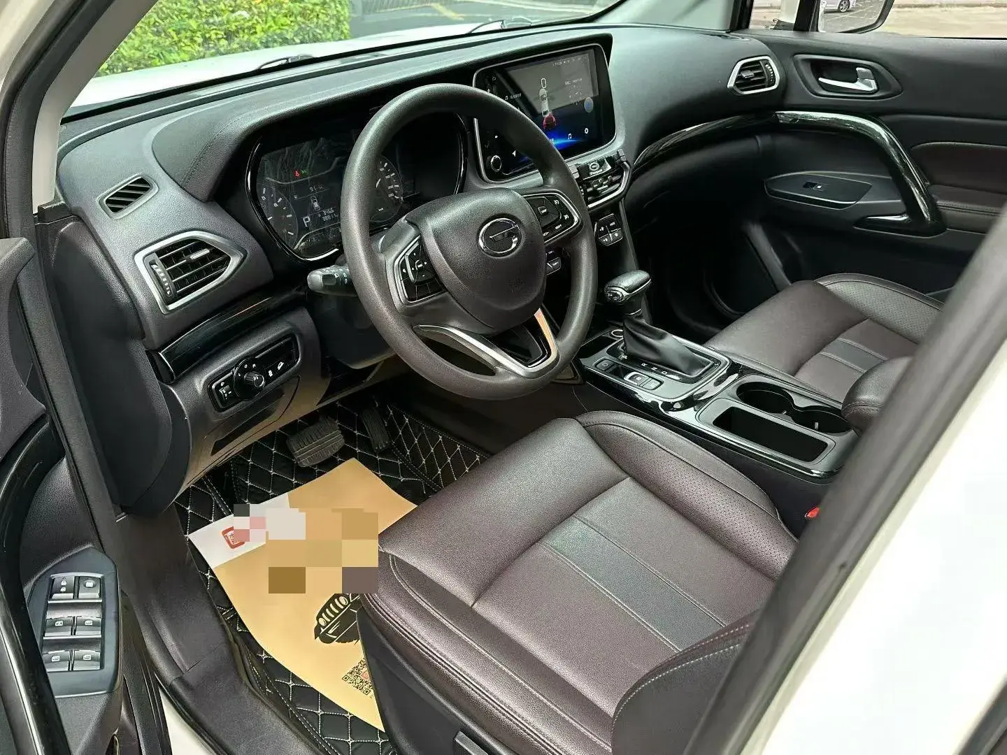 2018 GAC TRUMPCHI thumbnail 4