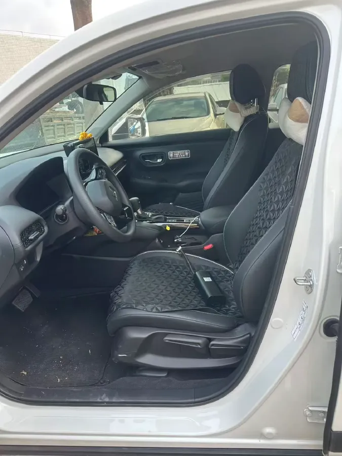 2023 Honda HR-V 1.5T 182HP L4 CVT,autocango,china used car exporter,china ev exporter,chinese used car exporter,chinese used ev exporter