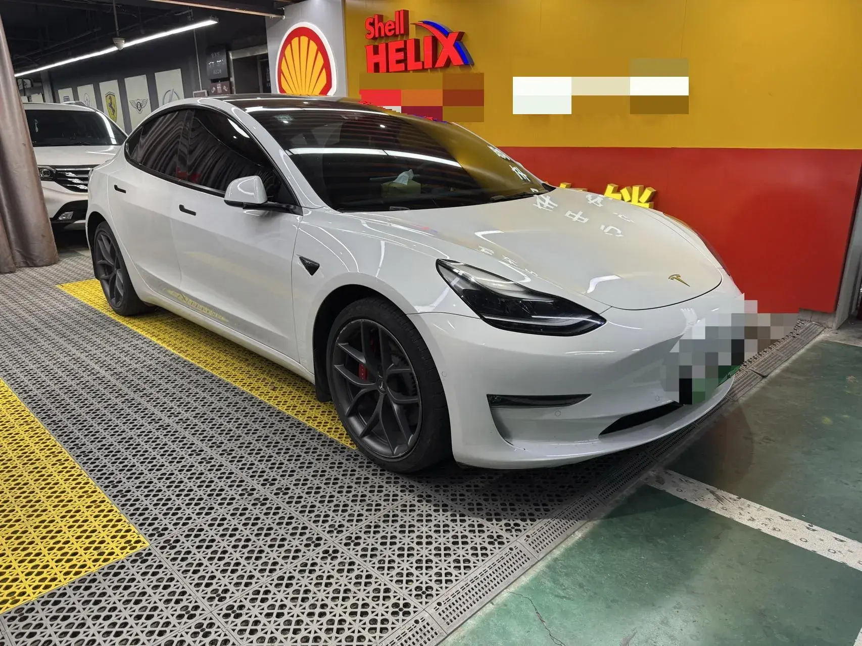 2022 TESLA MODEL thumbnail 4