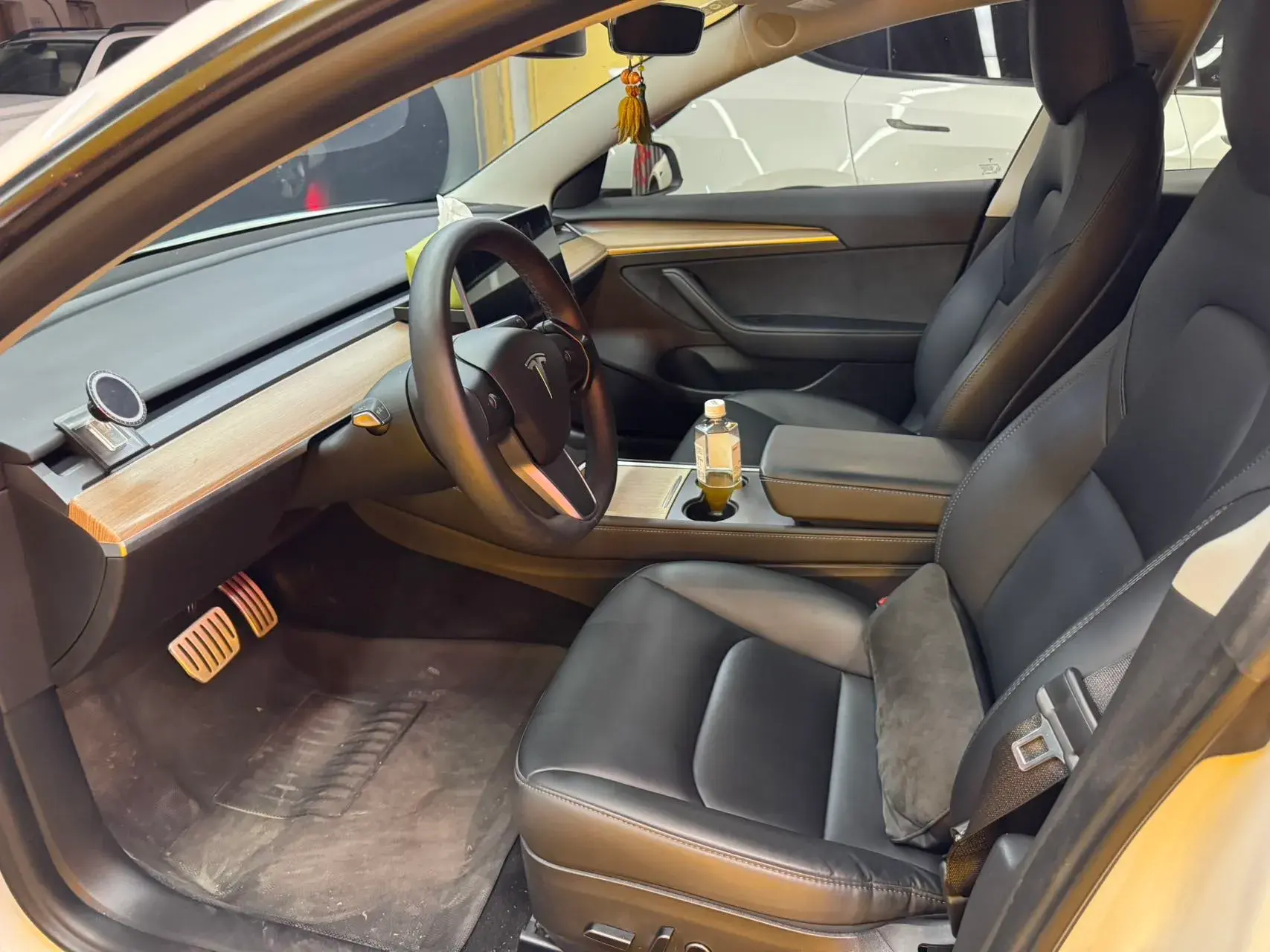 2022 TESLA MODEL thumbnail 3