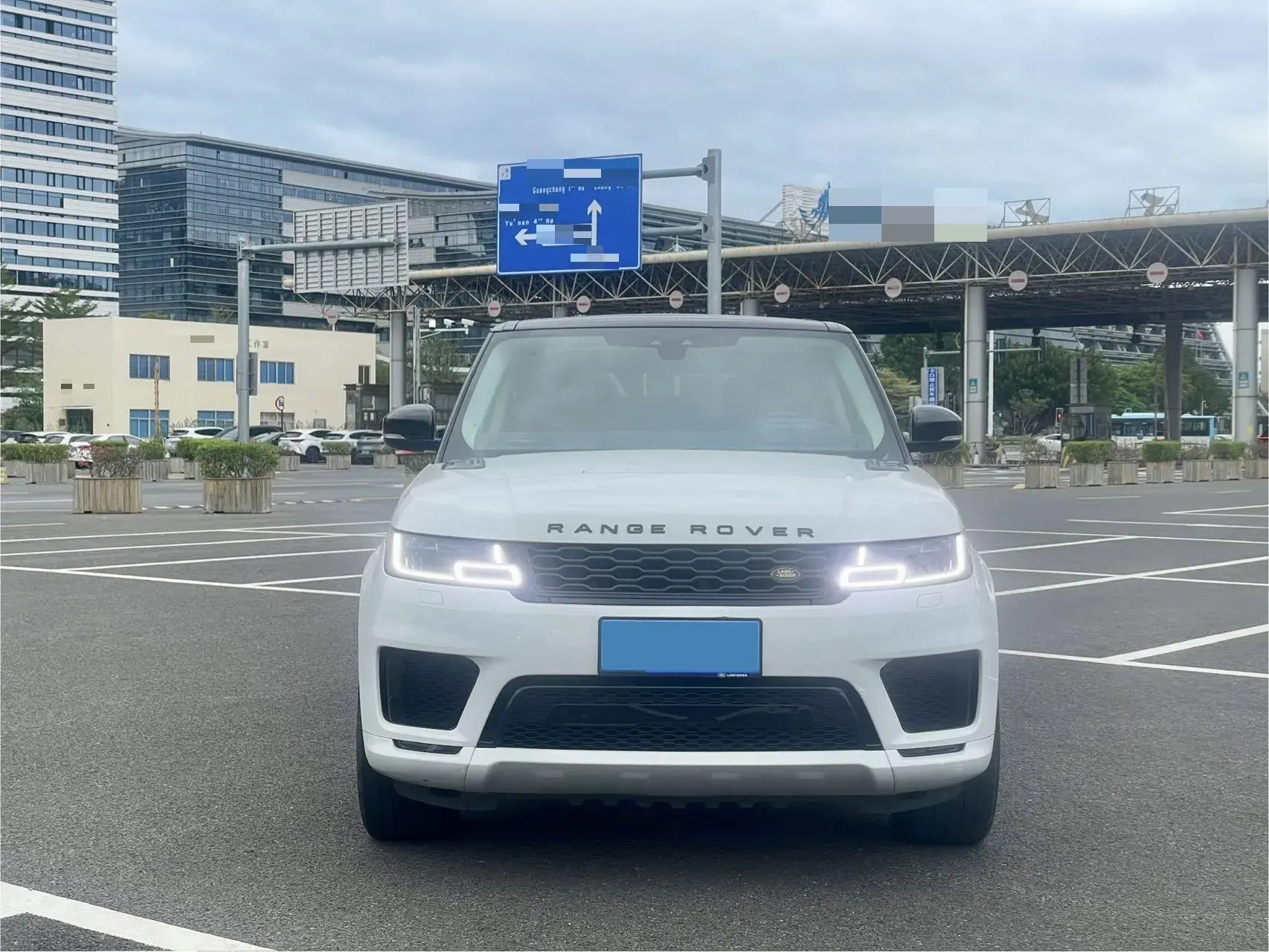 2020 LAND ROVER thumbnail 2