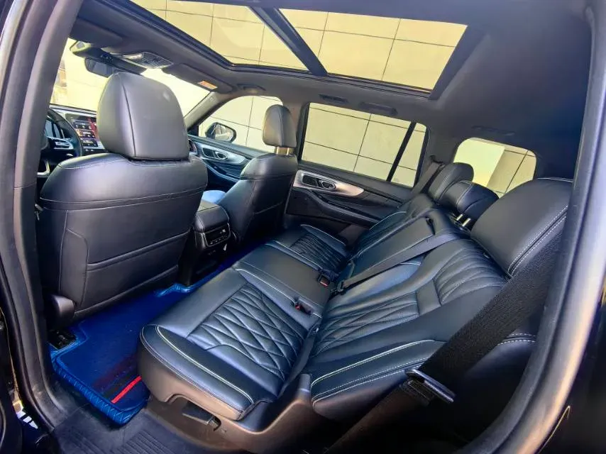 2022 GAC Trumpchi GS8 2.0T 252HP L4 8AT,autocango,china used car exporter,china ev exporter,chinese used car exporter,chinese used ev exporter