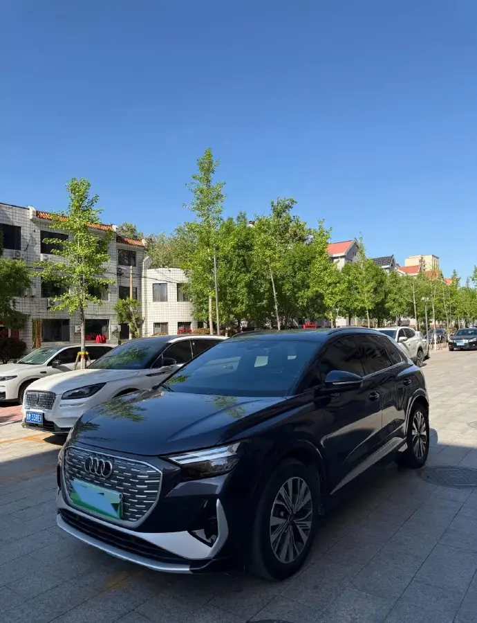 2023 Audi Q4 e-tron BEV 84.8KWH