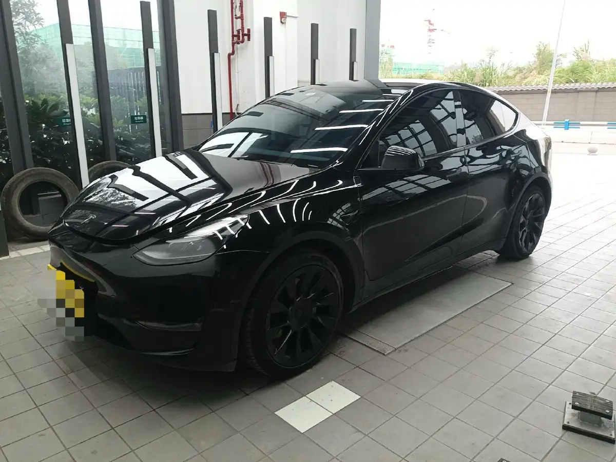 2021 Tesla Model Y BEV 60KWH