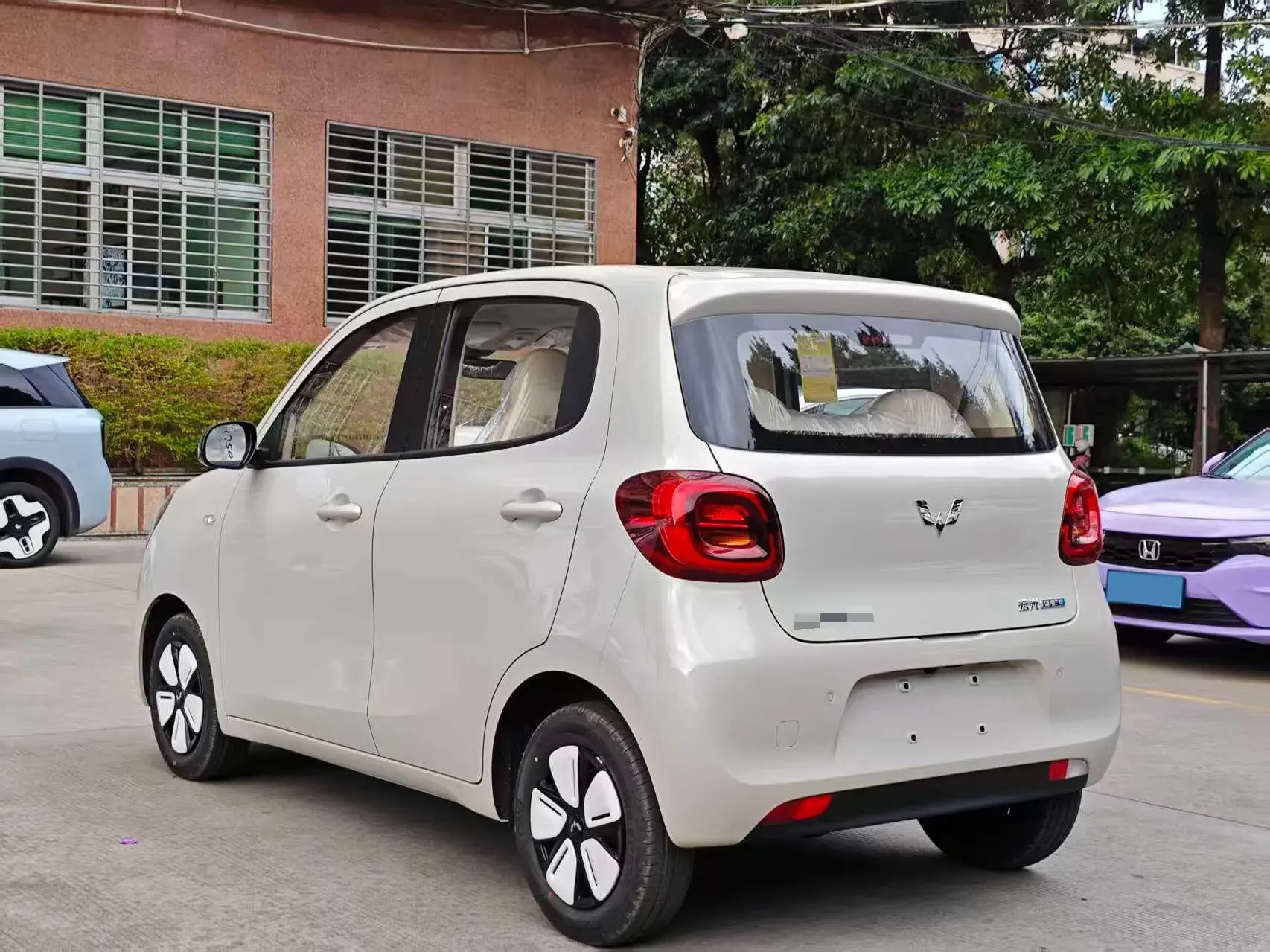 2025 WULING HONGGUANG thumbnail 4