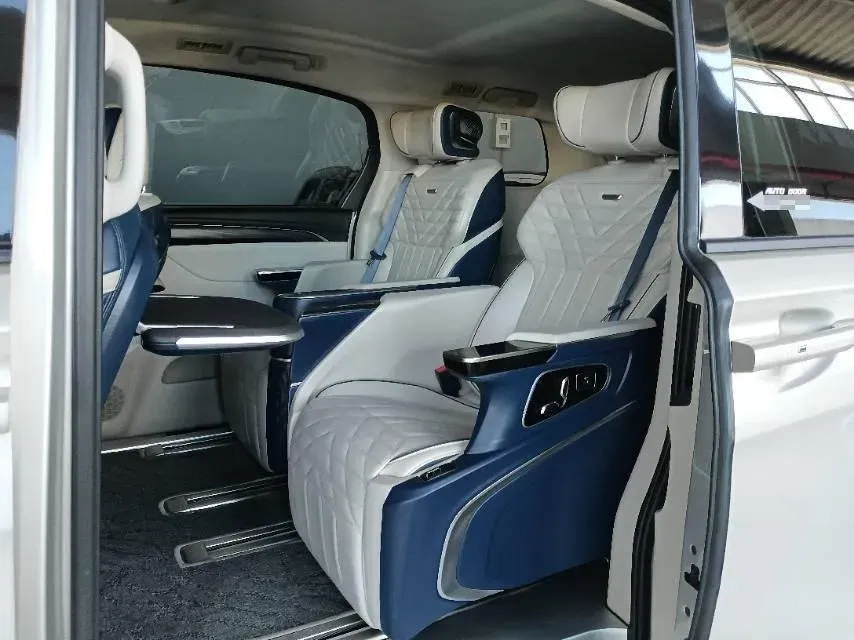 2021 Buick GL8 2.0T 237HP L4 9AT,autocango,china used car exporter,china ev exporter,chinese used car exporter,chinese used ev exporter