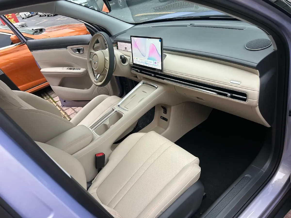 2025 WuLing BinGuo S BEV,autocango,china used car exporter,china ev exporter,chinese used car exporter,chinese used ev exporter