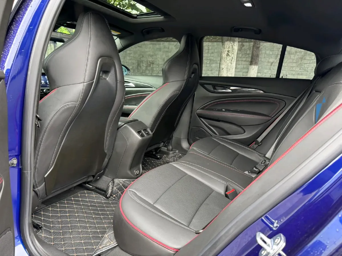 2021 Buick Regal 2.0T 237HP L4 9AT,autocango,china used car exporter,china ev exporter,chinese used car exporter,chinese used ev exporter