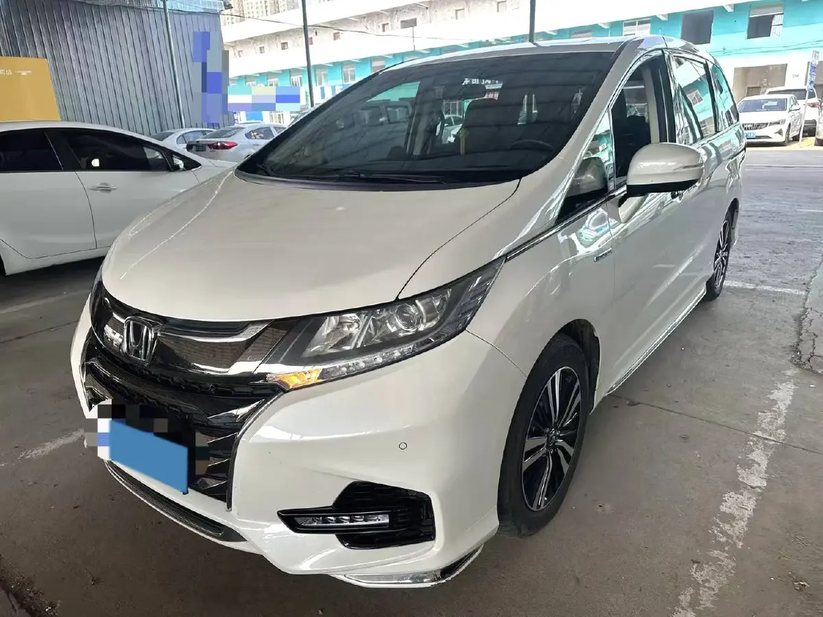 2019 Honda Odyssey 2.0L 146HP L4 E-CVT Hybrid