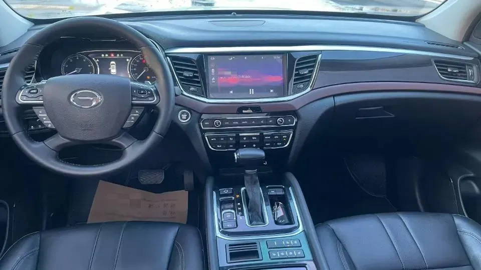 2017 GAC Trumpchi GS8 2.0T 201HP L4 6AT,autocango,china used car exporter,china ev exporter,chinese used car exporter,chinese used ev exporter