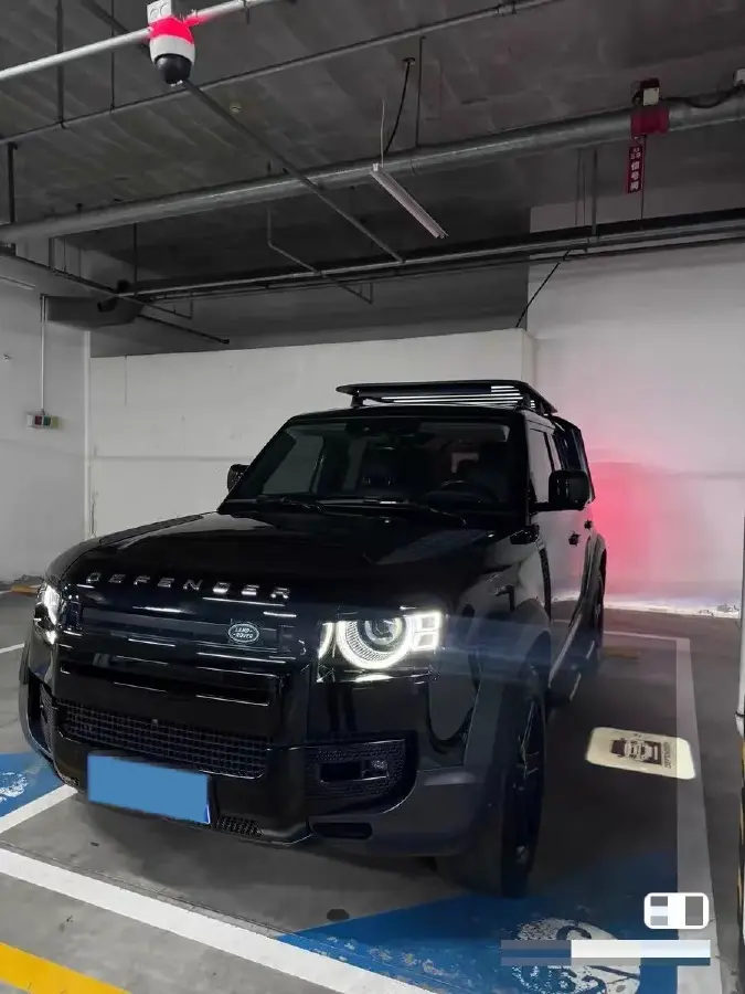 2024 Land Rover Defender 3.0T 400HP L6 8AT