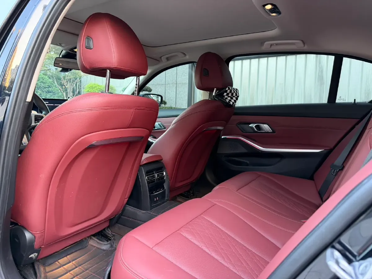 2024 BMW 3 Series 2.0T 184HP L4 8AT,autocango,china used car exporter,china ev exporter,chinese used car exporter,chinese used ev exporter