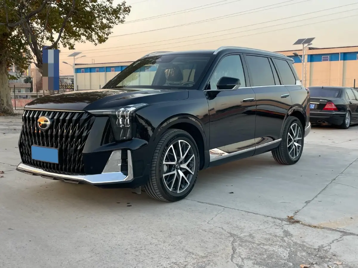 2024 GAC Trumpchi GS8 2.0T 190HP L4 E-CVT Hybrid