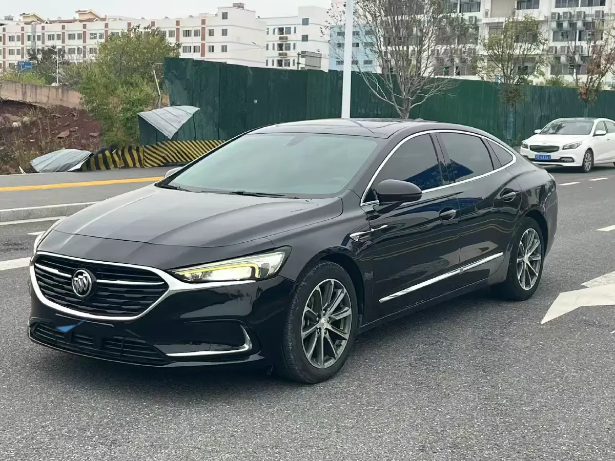 2019 Buick Larcosse 2.0T 241HP L4 9AT