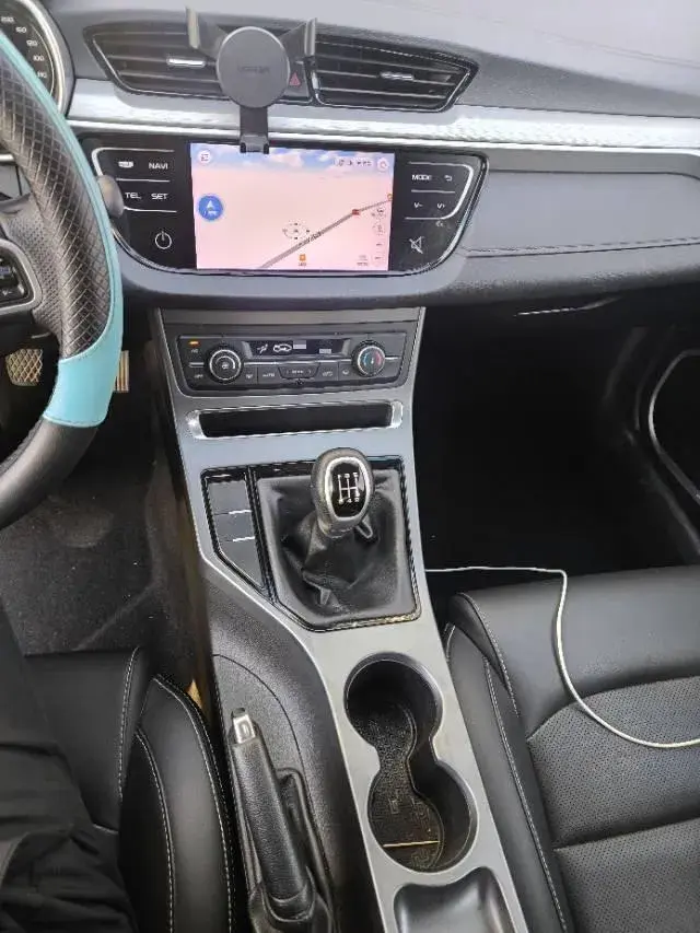 2018 GEELY EMGRAND thumbnail 3