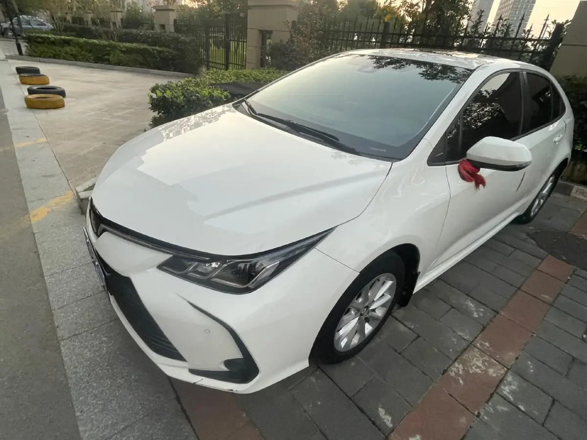 2021 Toyota Corolla 1.2T 116HP L4 CVT