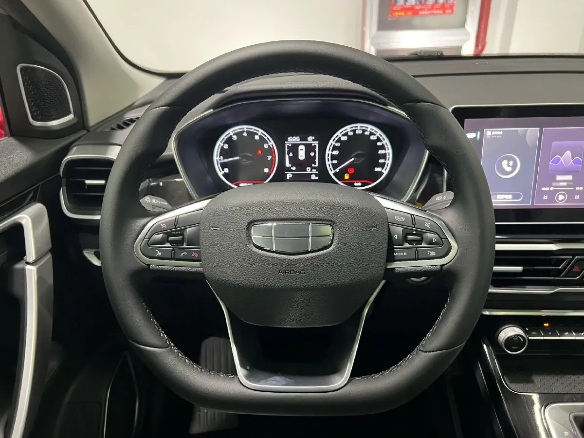 2025 Geely Coolray 1.5L 126HP L4 CVT,autocango,china used car exporter,china ev exporter,chinese used car exporter,chinese used ev exporter