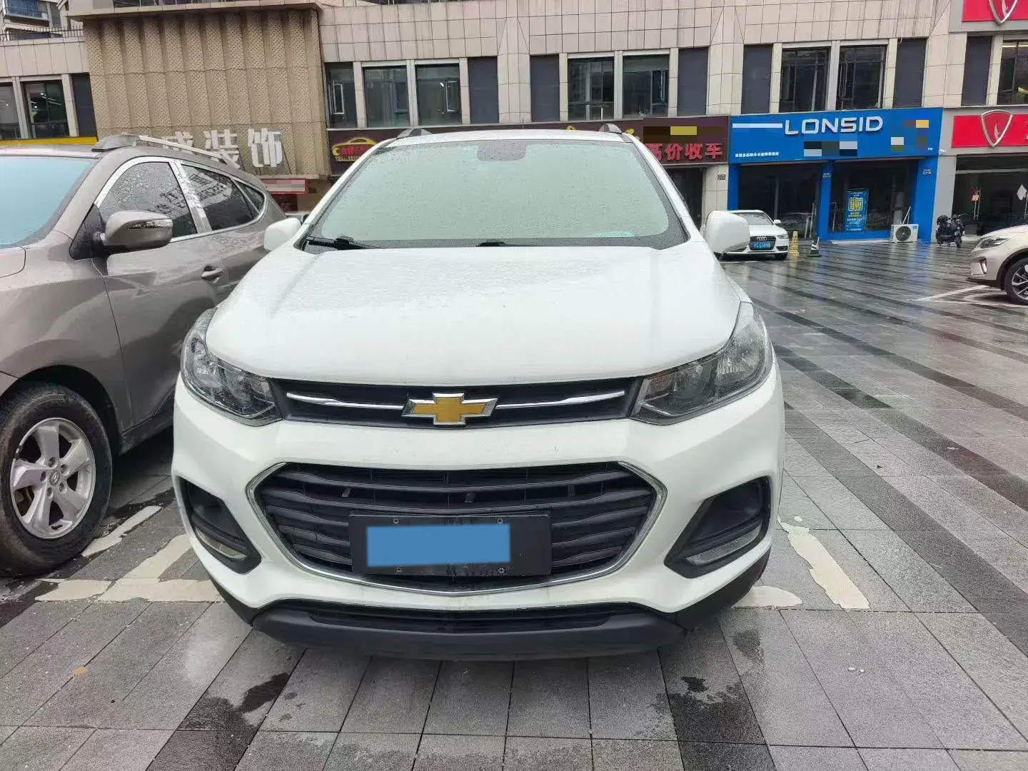 2018 CHEVROLET TRAX thumbnail 2