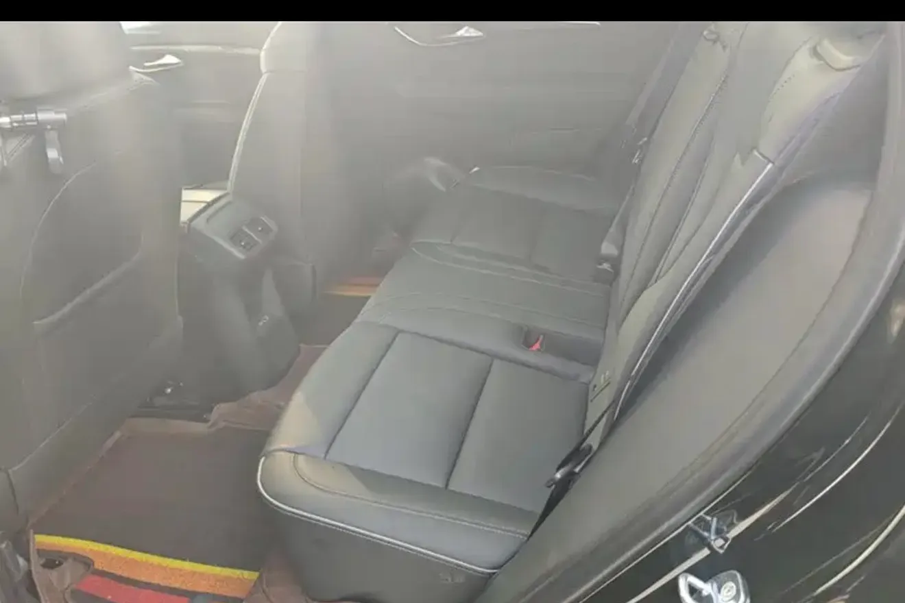 2022 Buick EnvisionPlus 2.0T 237HP L4 9AT,autocango,china used car exporter,china ev exporter,chinese used car exporter,chinese used ev exporter