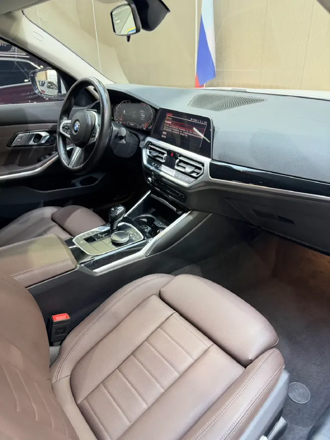 2021 BMW 3 Series 2.0T 156HP L4 8AT,autocango,china used car exporter,china ev exporter,chinese used car exporter,chinese used ev exporter