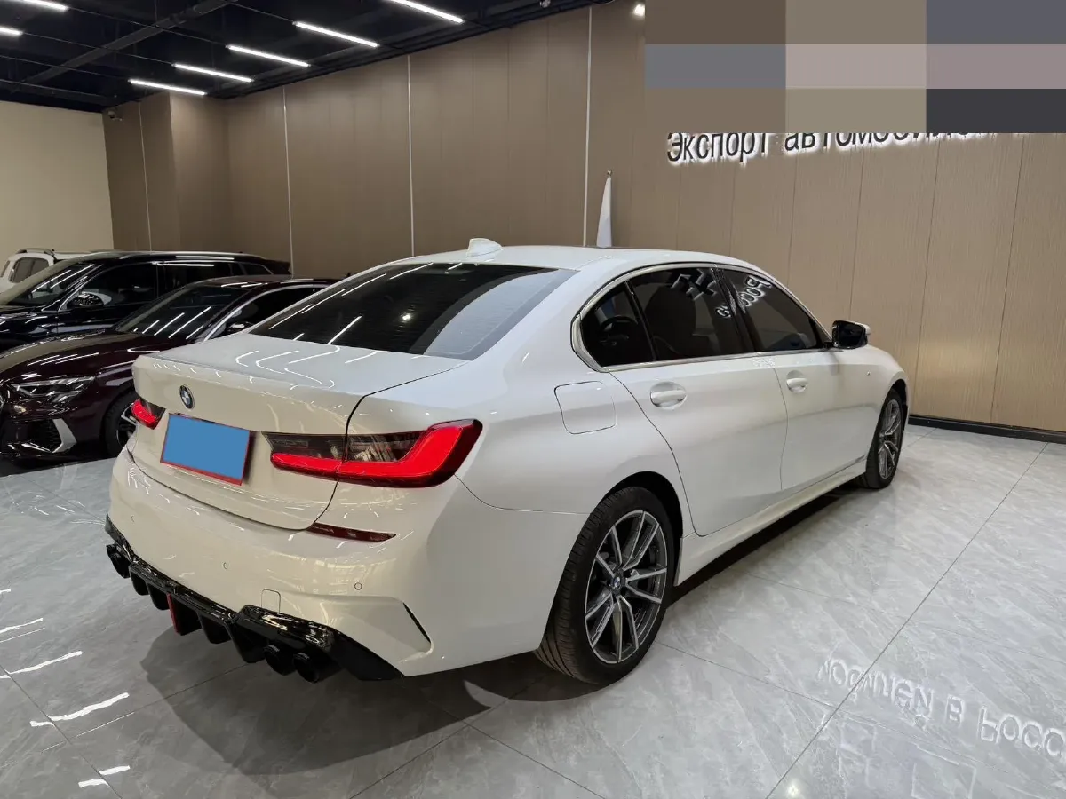 2021 BMW 3 Series 2.0T 156HP L4 8AT,autocango,china used car exporter,china ev exporter,chinese used car exporter,chinese used ev exporter