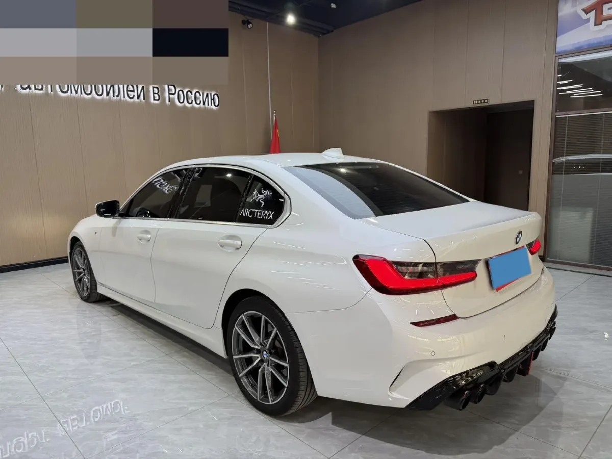 2021 BMW 3 Series 2.0T 156HP L4 8AT,autocango,china used car exporter,china ev exporter,chinese used car exporter,chinese used ev exporter
