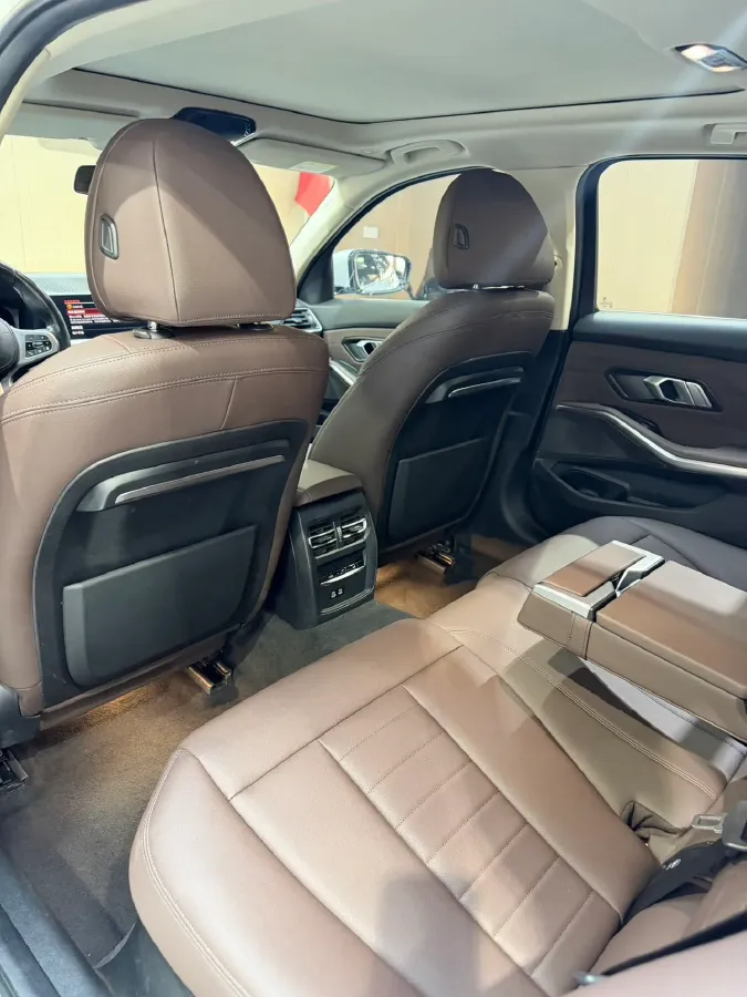 2021 BMW 3 Series 2.0T 156HP L4 8AT,autocango,china used car exporter,china ev exporter,chinese used car exporter,chinese used ev exporter