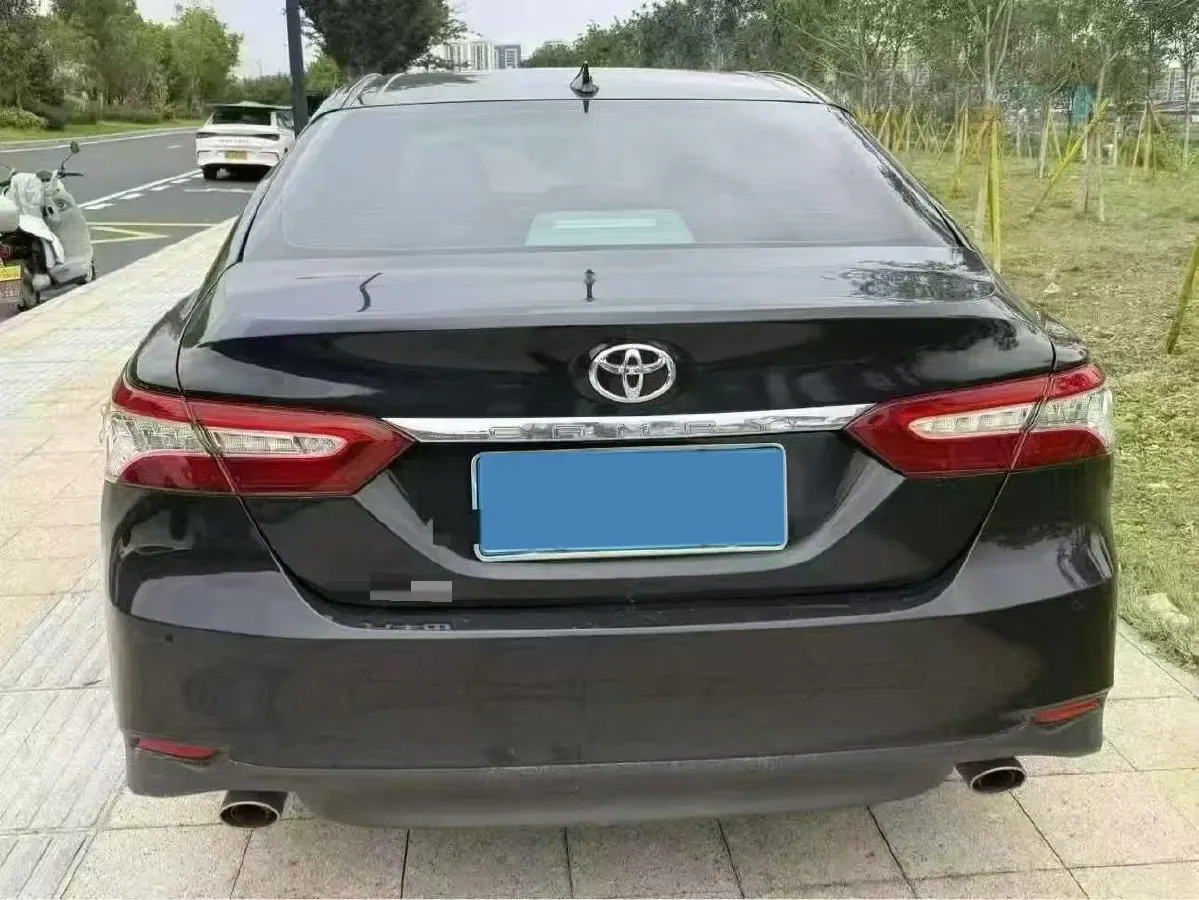 2021 Toyota Camry 2.5L 209HP L4 8AT,autocango,china used car exporter,china ev exporter,chinese used car exporter,chinese used ev exporter