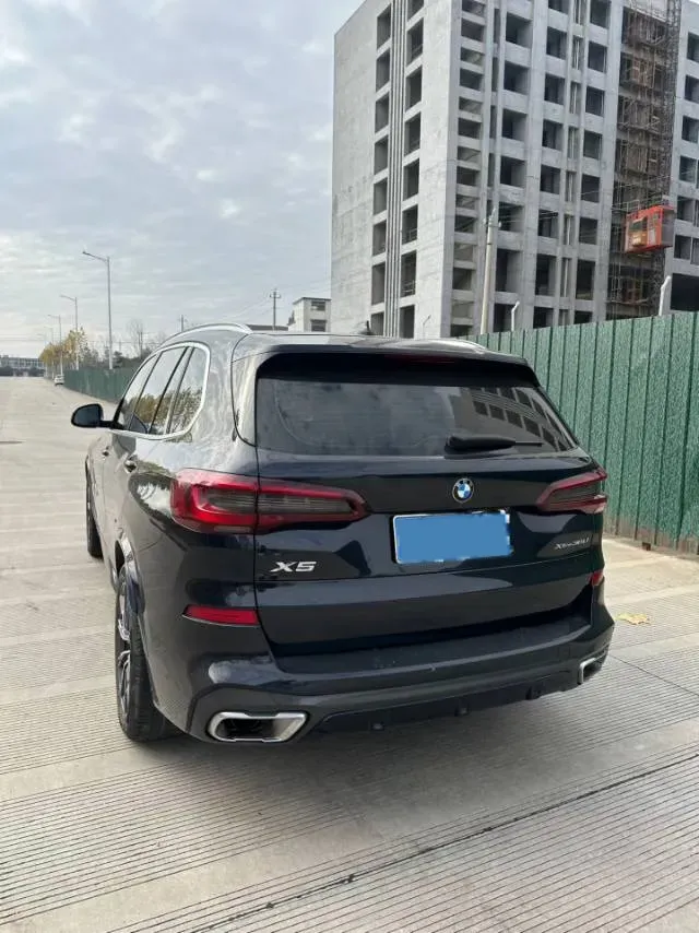 2022 BMW X5 2.0T 245HP L4 8AT,autocango,china used car exporter,china ev exporter,chinese used car exporter,chinese used ev exporter