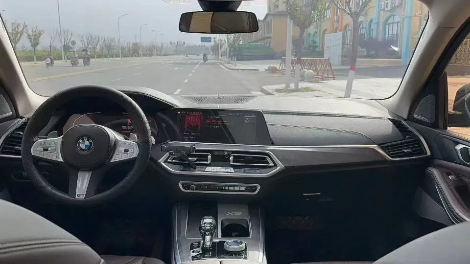 2022 BMW X5 2.0T 245HP L4 8AT,autocango,china used car exporter,china ev exporter,chinese used car exporter,chinese used ev exporter