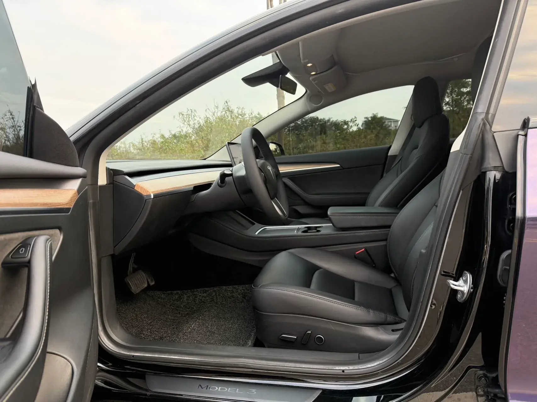 2021 TESLA MODEL thumbnail 4