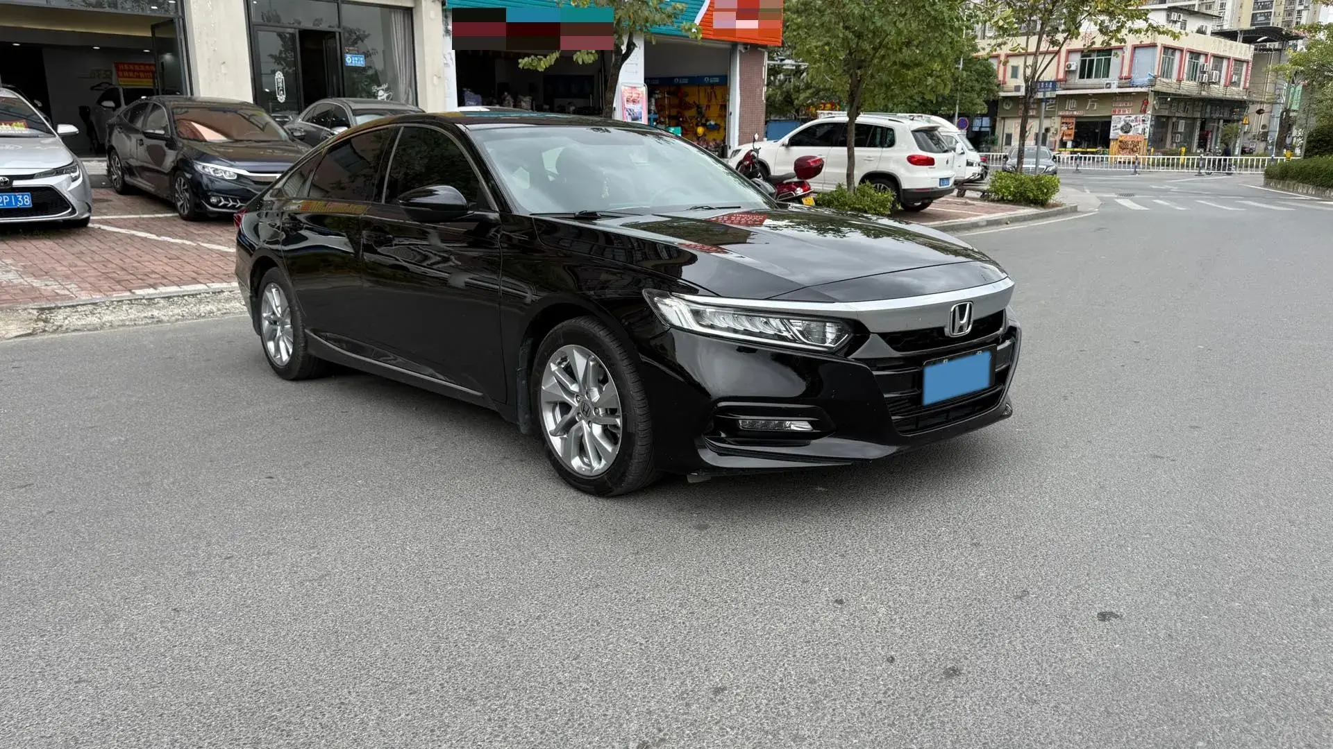 2018 HONDA ACCORD thumbnail 3