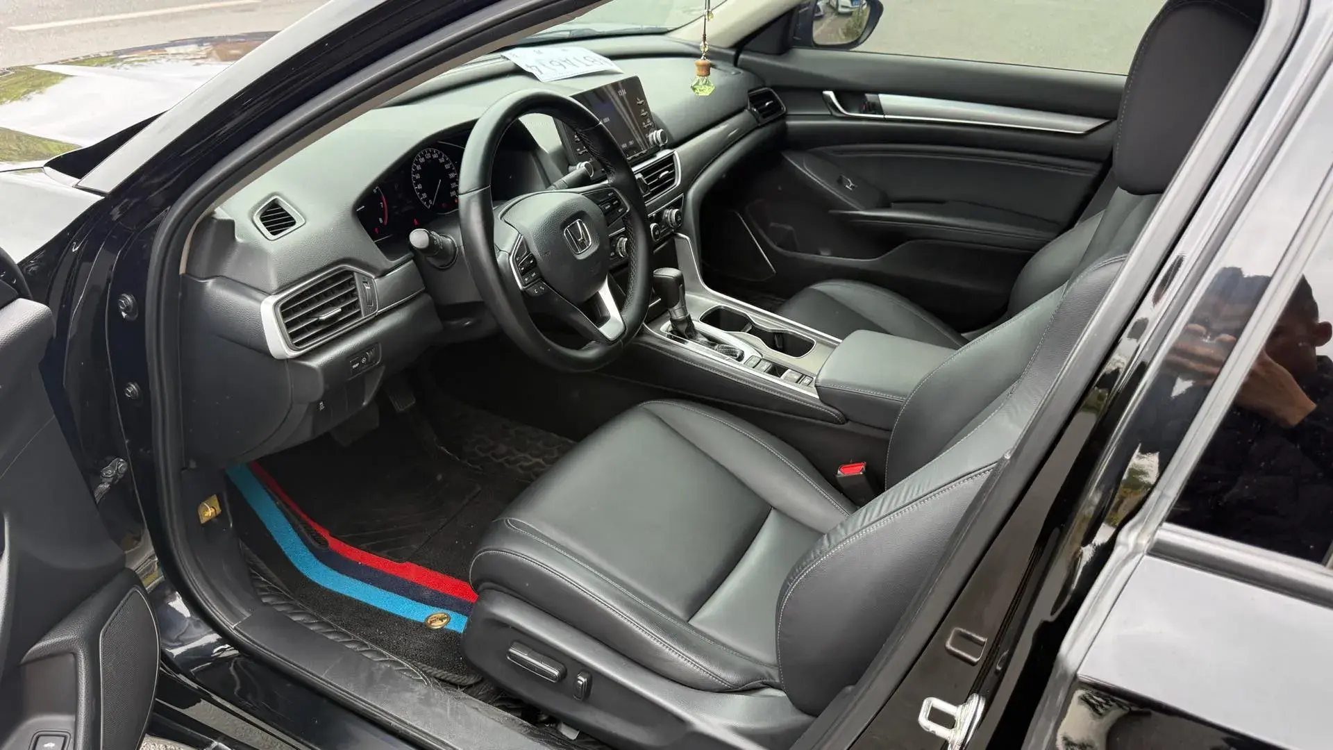 2018 HONDA ACCORD thumbnail 4