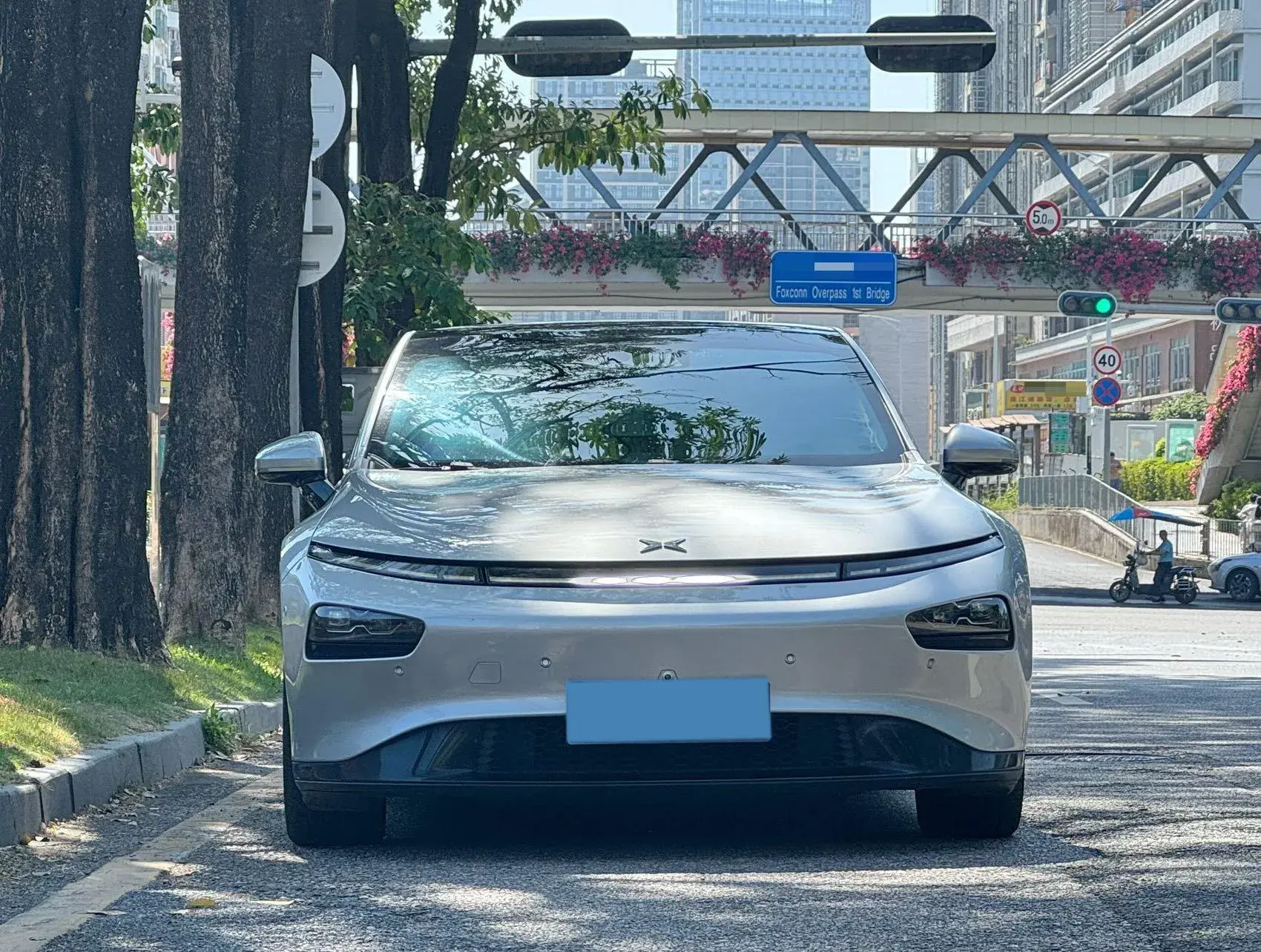 2020 XPENG P7 thumbnail 2