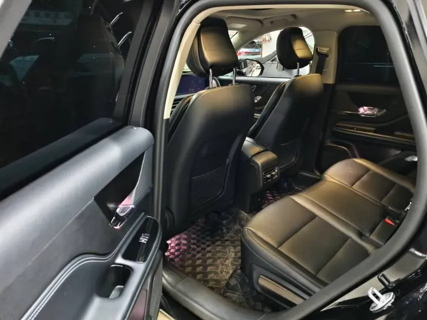 2023 Lincoln Corsair 2.0T 261HP L4 8AT,autocango,china used car exporter,china ev exporter,chinese used car exporter,chinese used ev exporter