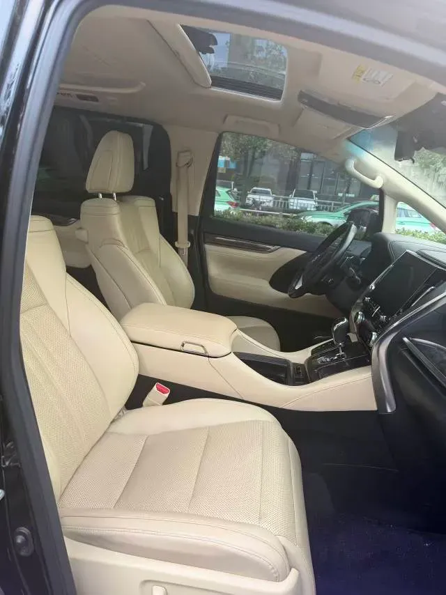 2023 Toyota Vellfire 2.5L 117HP L4 E-CVT Hybrid,autocango,china used car exporter,china ev exporter,chinese used car exporter,chinese used ev exporter