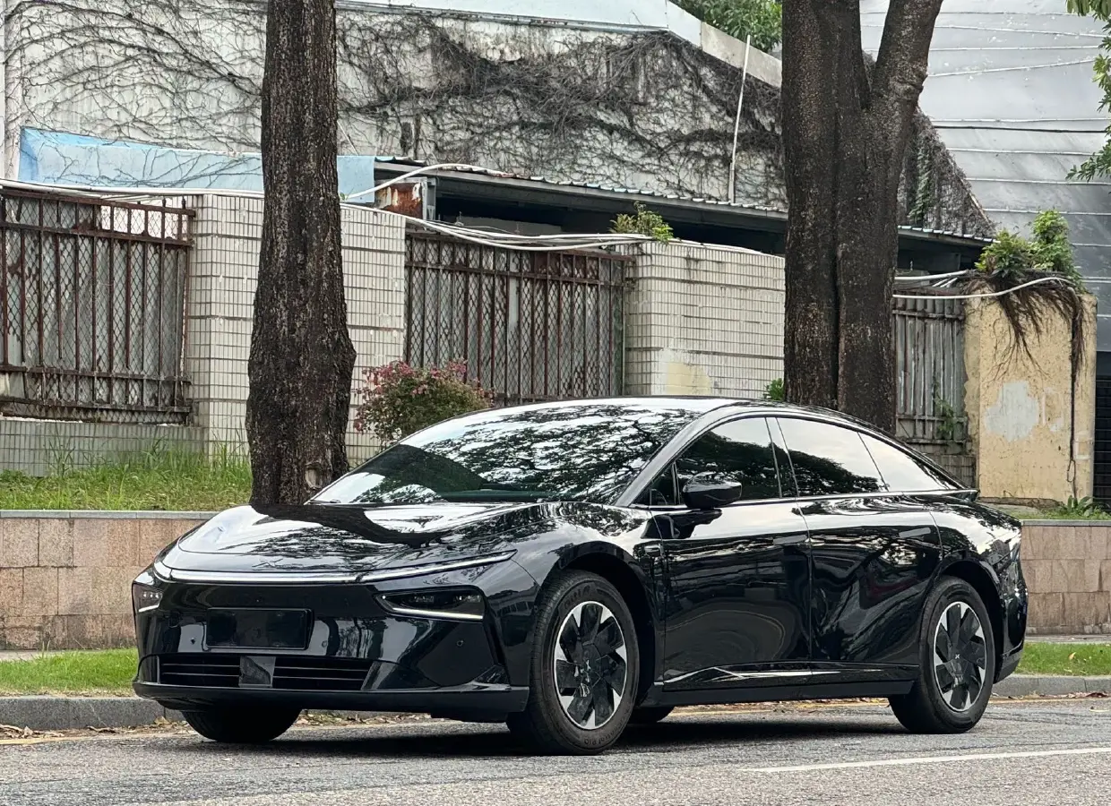 2024 Xpeng P7+ BEV 76.3KWH