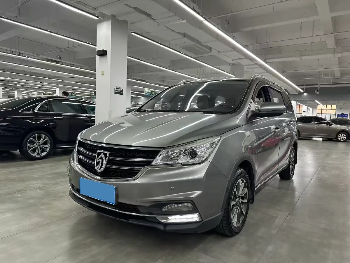 2019 BaoJun 730 1.5T 151HP L4 CVT