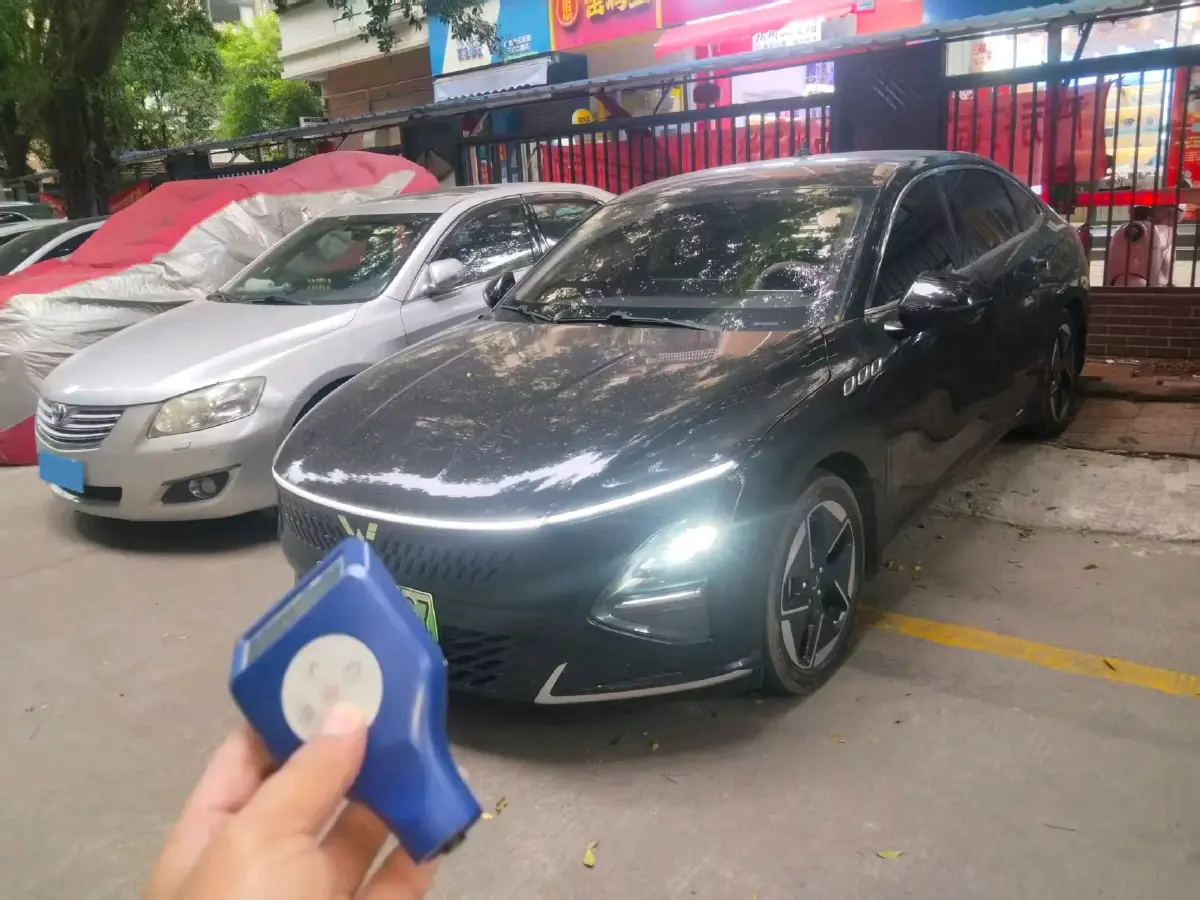 2023 WuLing XingGuang 1.5L 106HP L4 E-CVT PHEV 20.5KWH