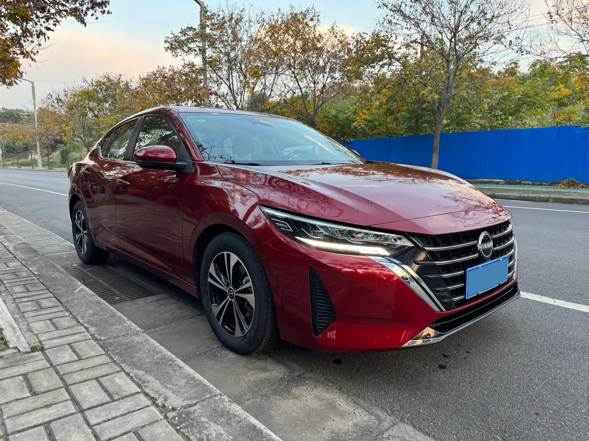 2023 NISSAN SYLPHY thumbnail 3