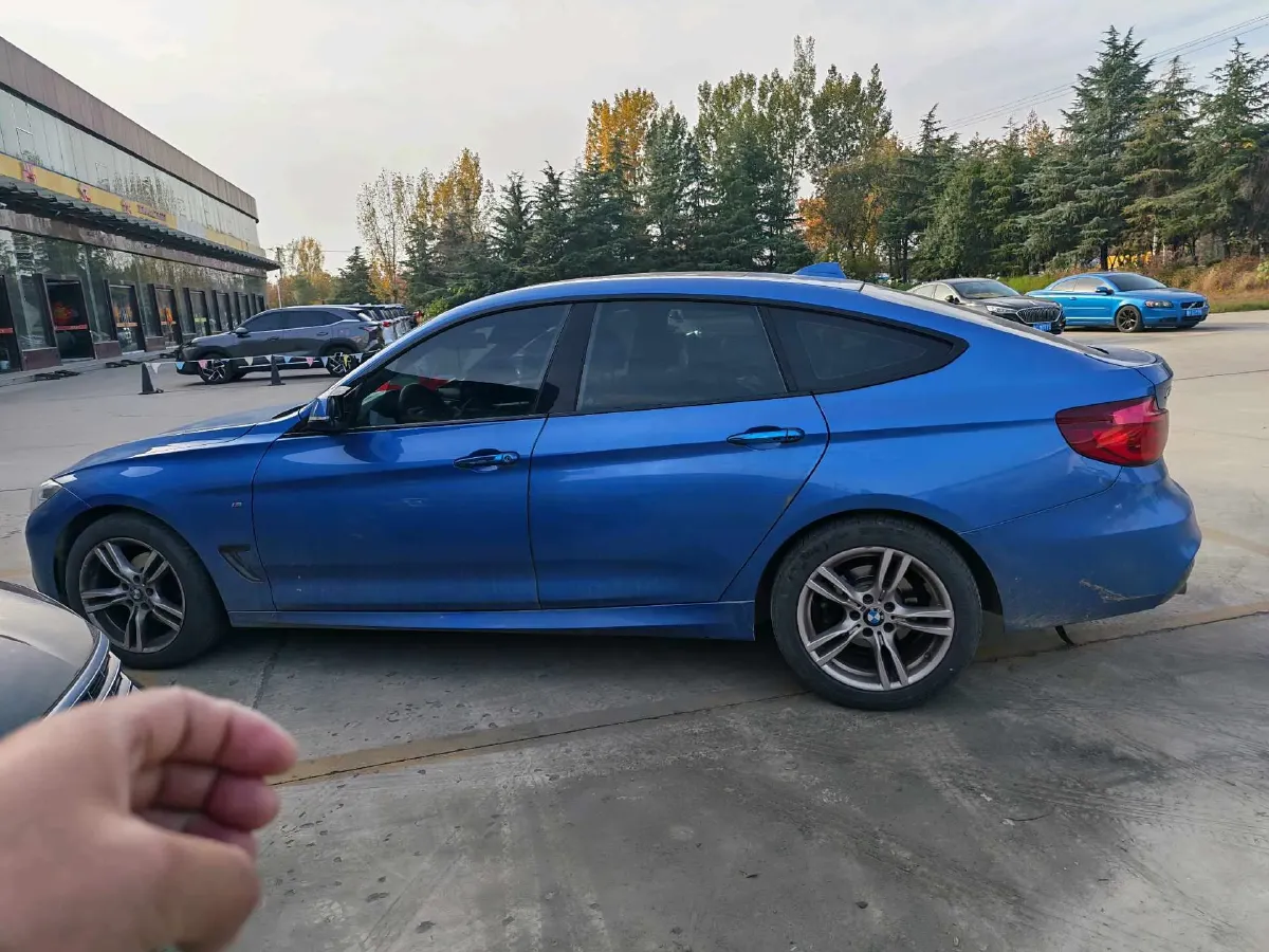 2019 BMW 3 Series GT 2.0T 184HP L4 8AT,autocango,china used car exporter,china ev exporter,chinese used car exporter,chinese used ev exporter